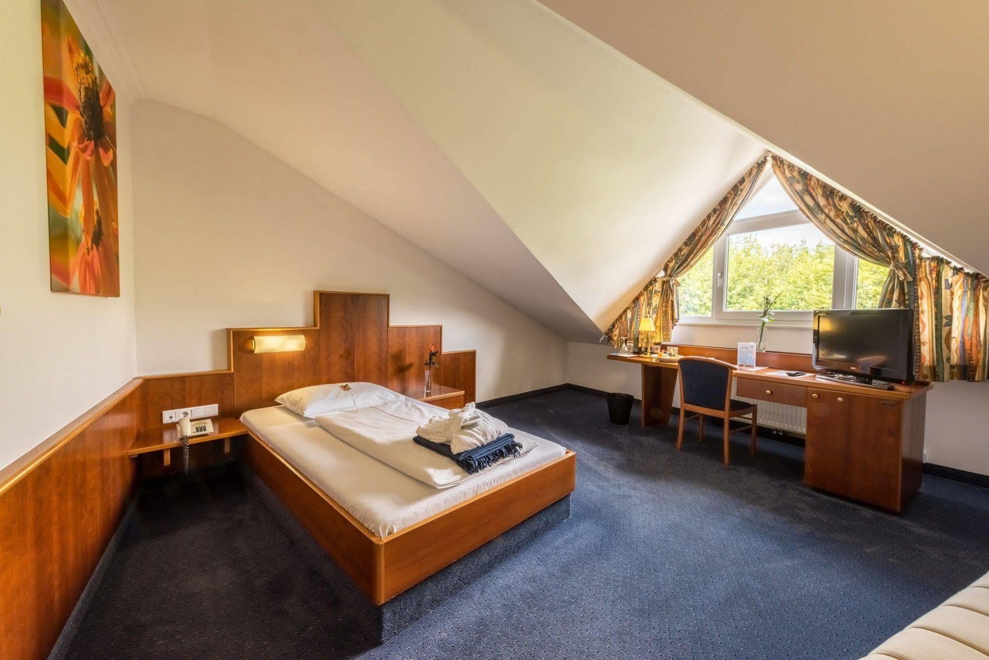 Hotel Paradies กราซ ภายนอก รูปภาพ